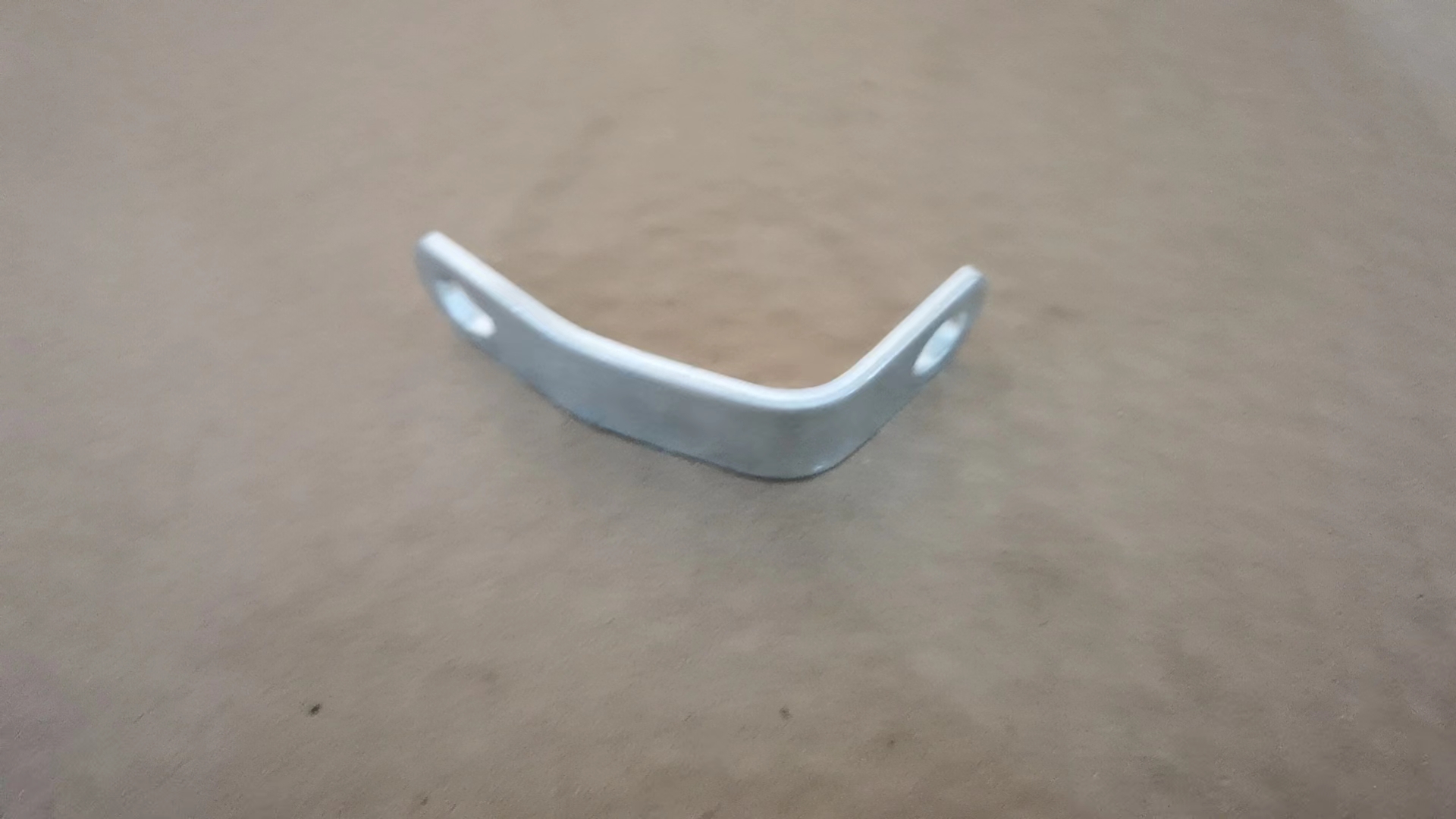 111670 BRACE,TUBE QSN