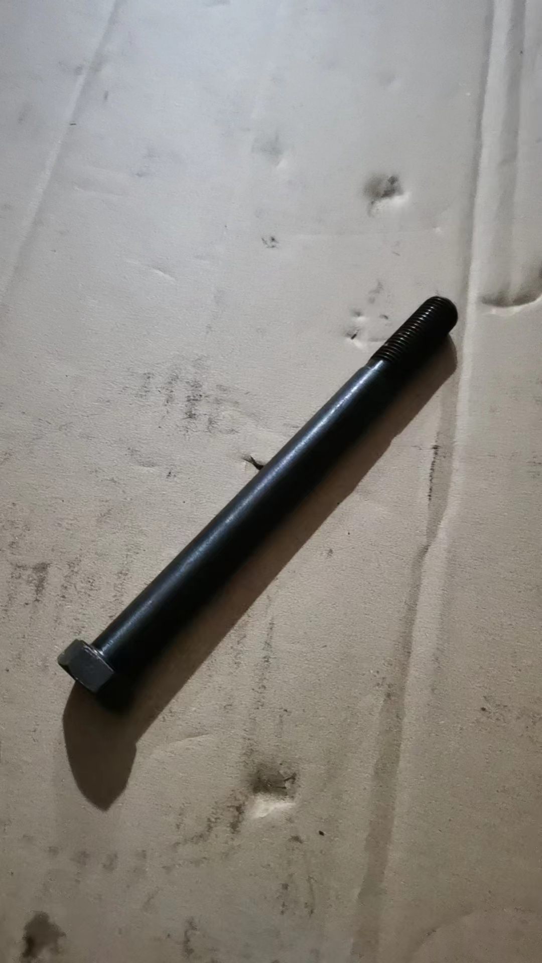 117897 SCREW,HEXAGON HEAD CAP NTA855
