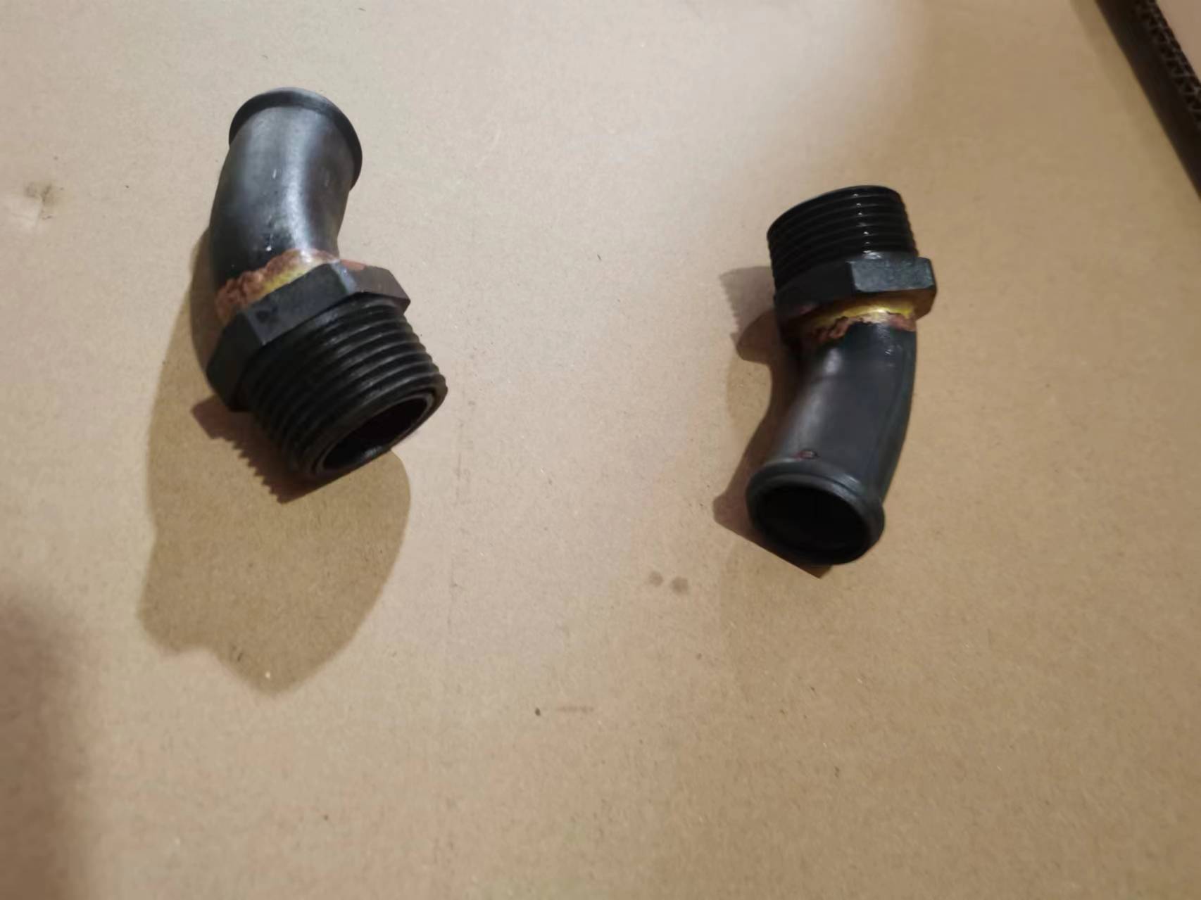 152546 COUPLING,ELBOW HOSE KTA19