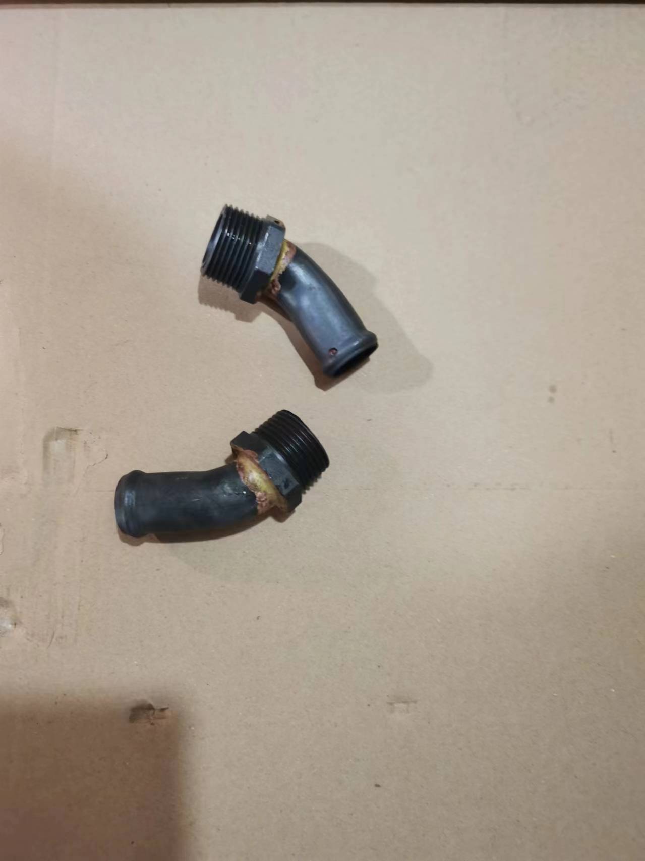 152546 COUPLING,ELBOW HOSE KTA19