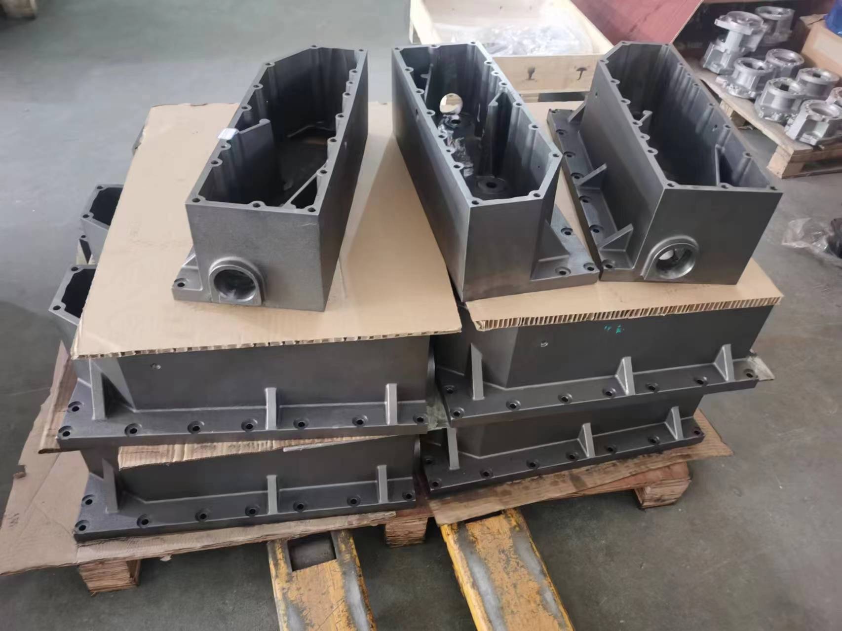 3090449 HOUSING,TOR CNV COOLER  CUMMINS PARTS