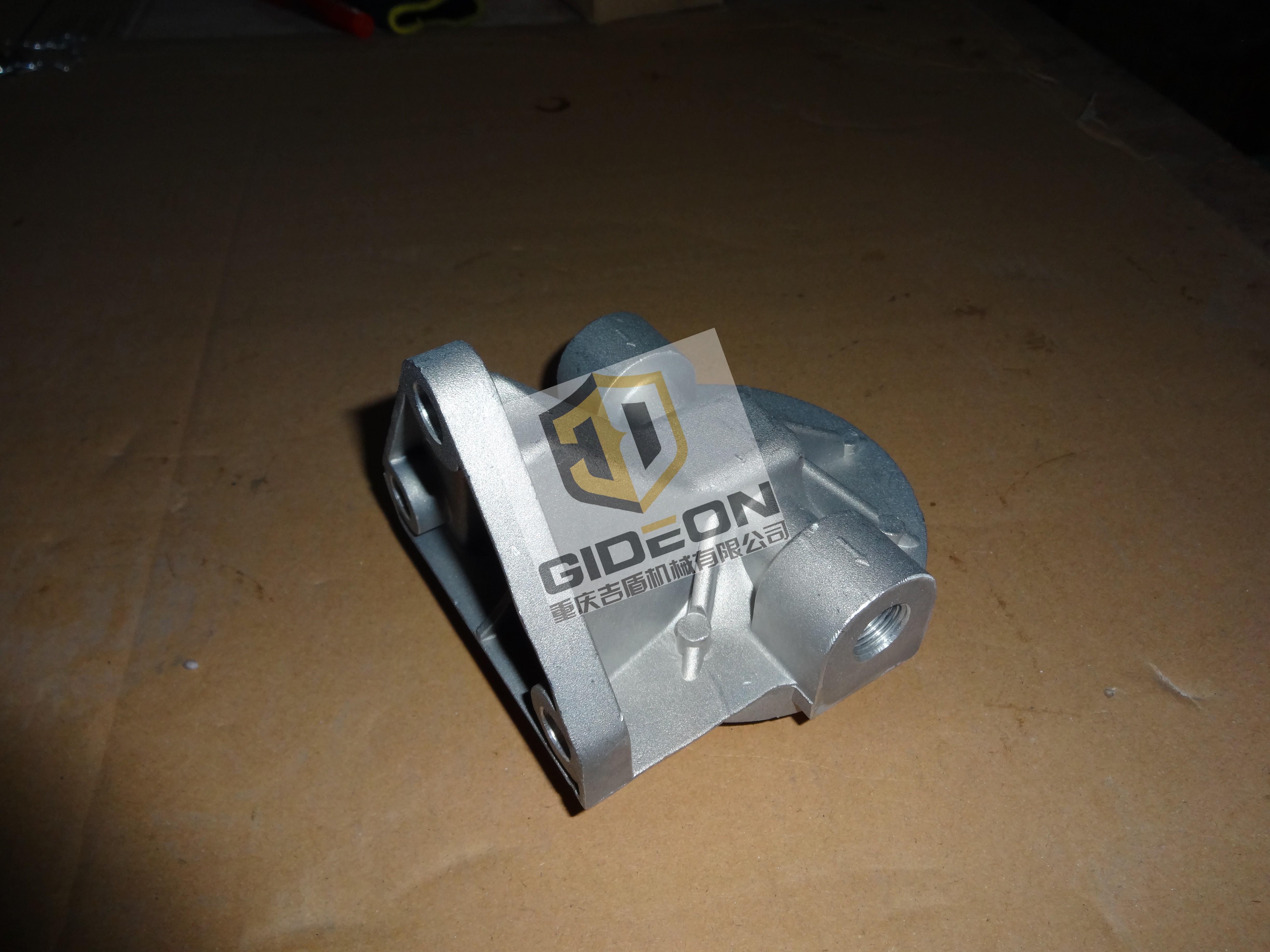 3304173 HEAD,LUB OIL FILTER KTA19,CUMMINS PARTS, Construction Machinery, Marine Diesel Engine