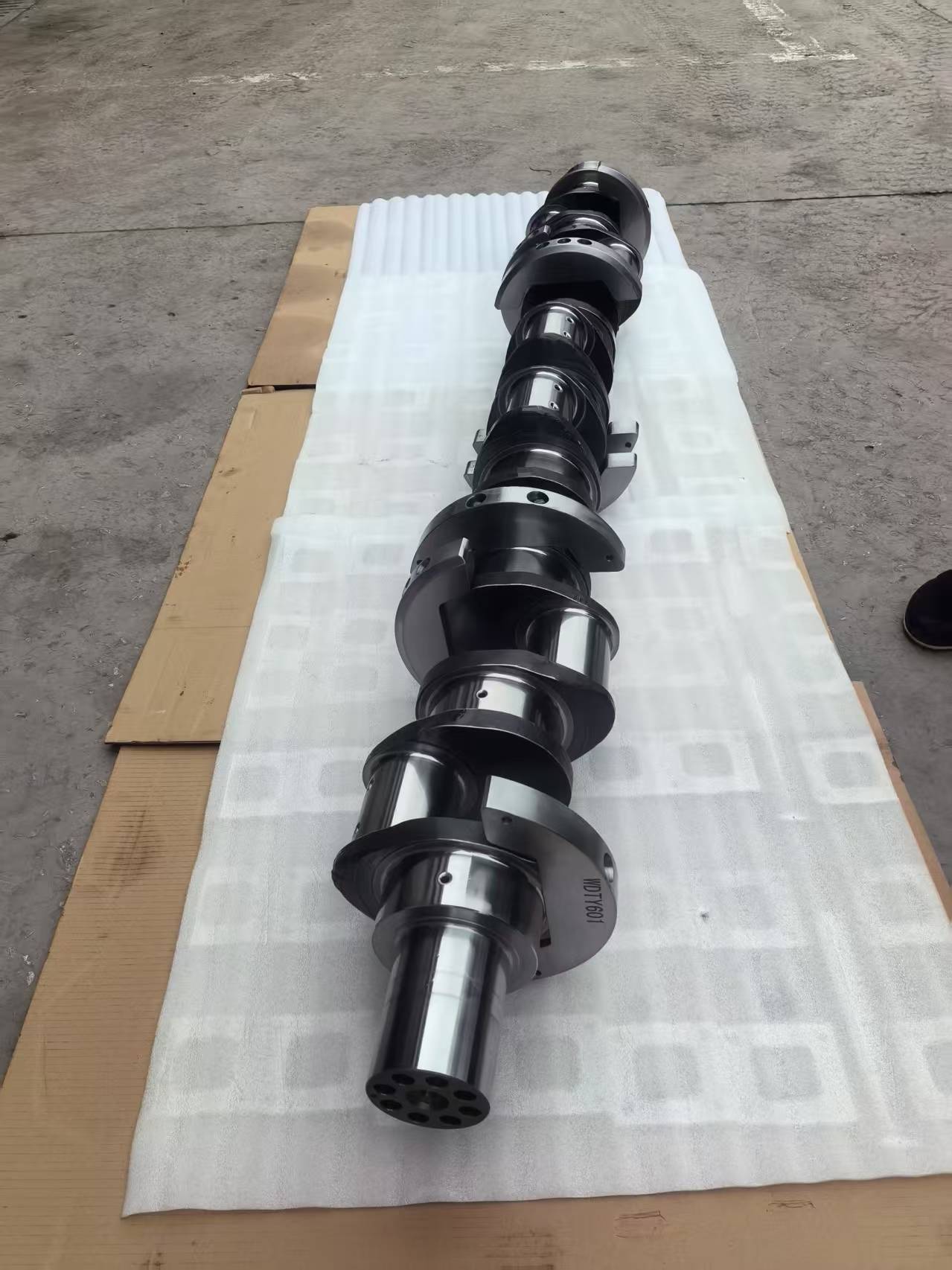 3648618 CRANKSHAFT,ENGINE ,CUMMINS PARTS