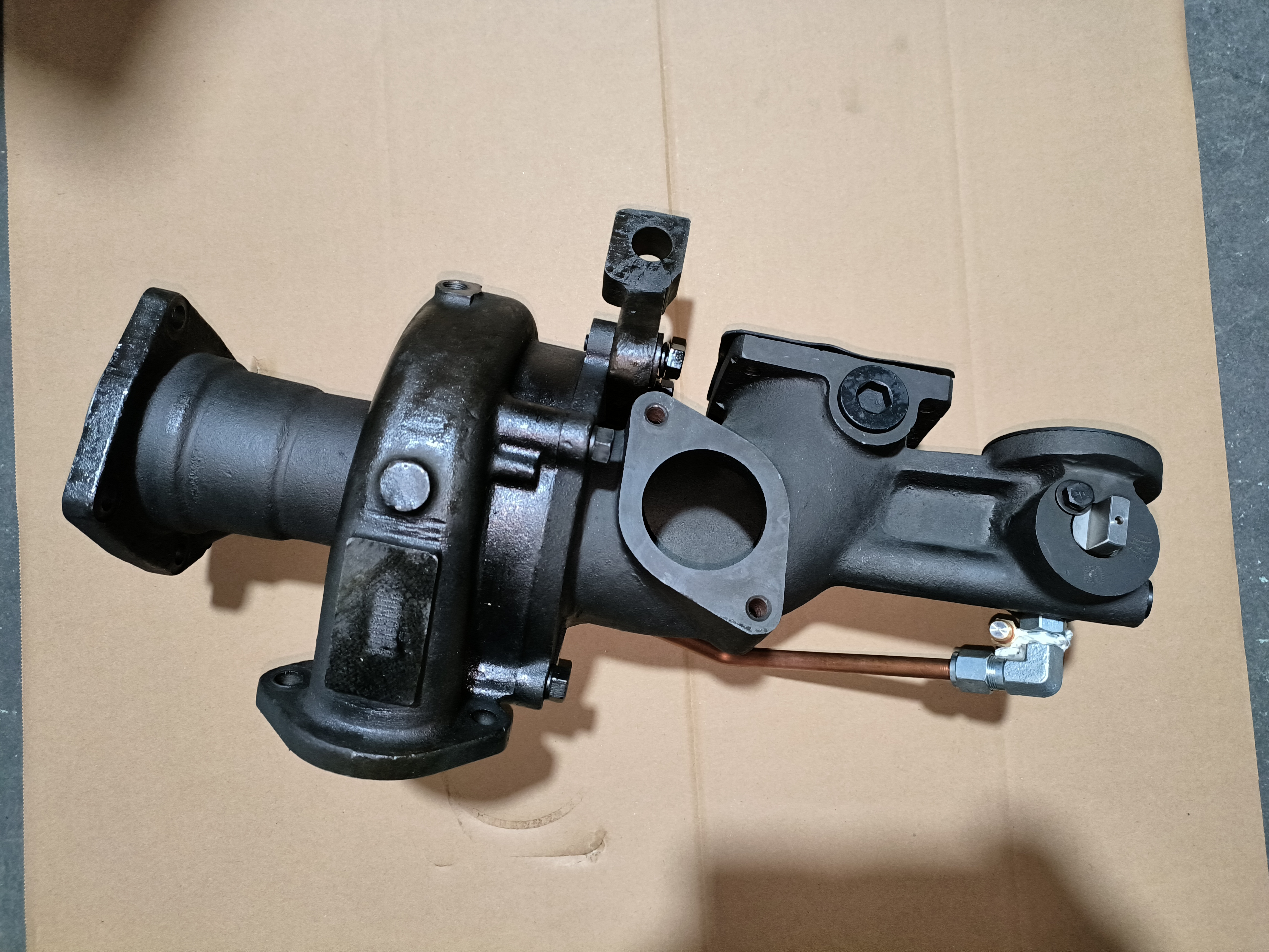 5658834 PUMP,WATER ,CUMMINS PARTS