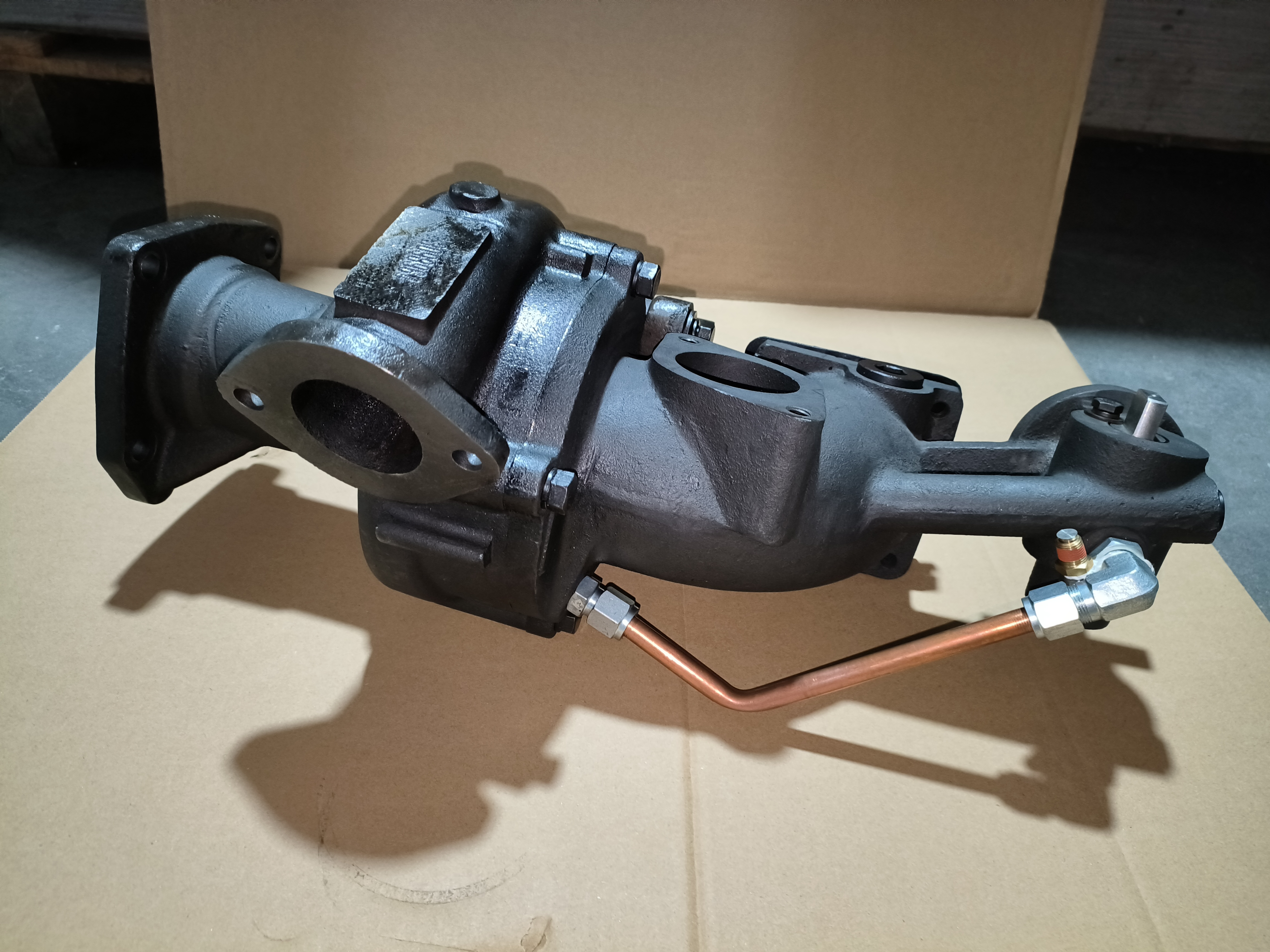5658834 PUMP,WATER ,CUMMINS PARTS