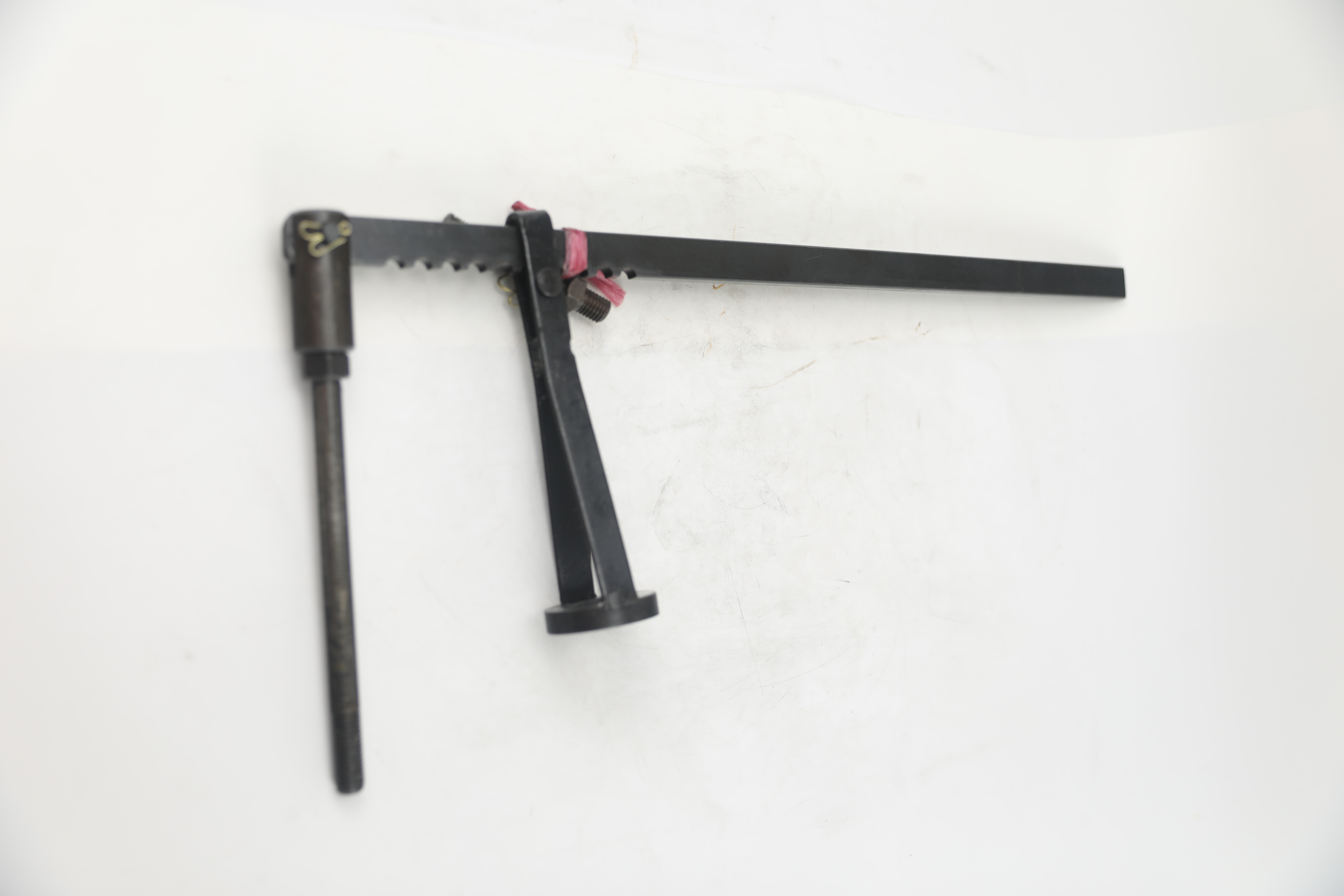 N31-24A VALVE PIN CLAM REMOVER,,CUMMINS PARTS, Construction Machinery, Marine Diesel Engine