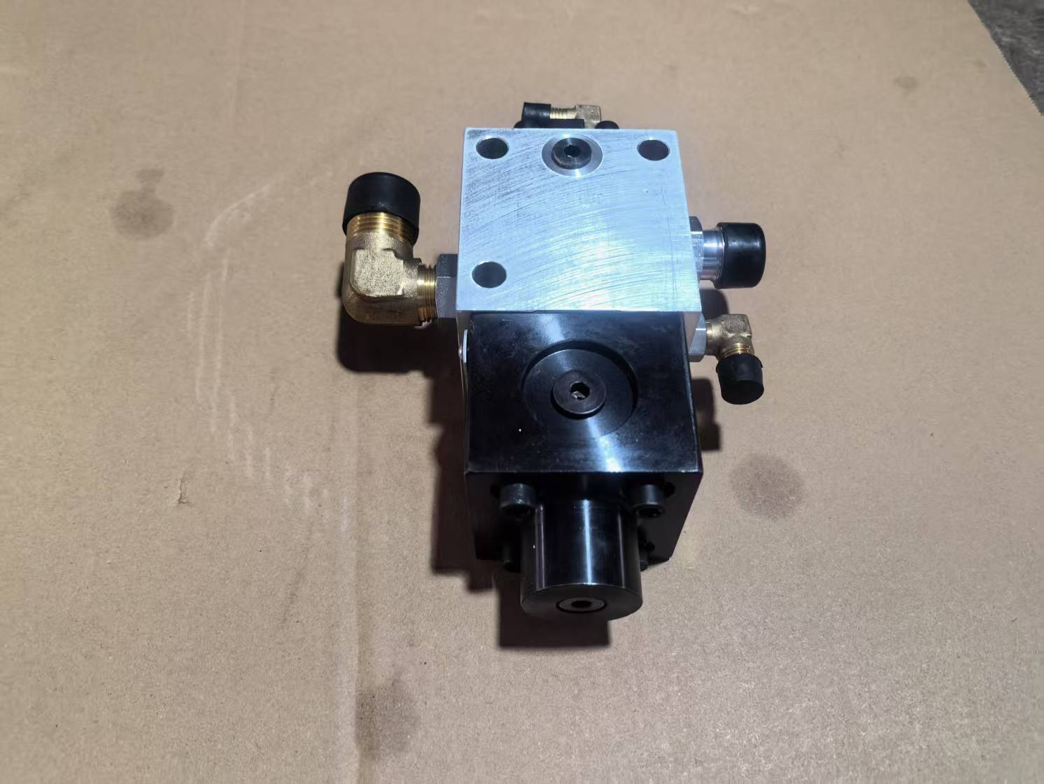 cummins 3076339 VALVE,OIL CONTROL and relative parts